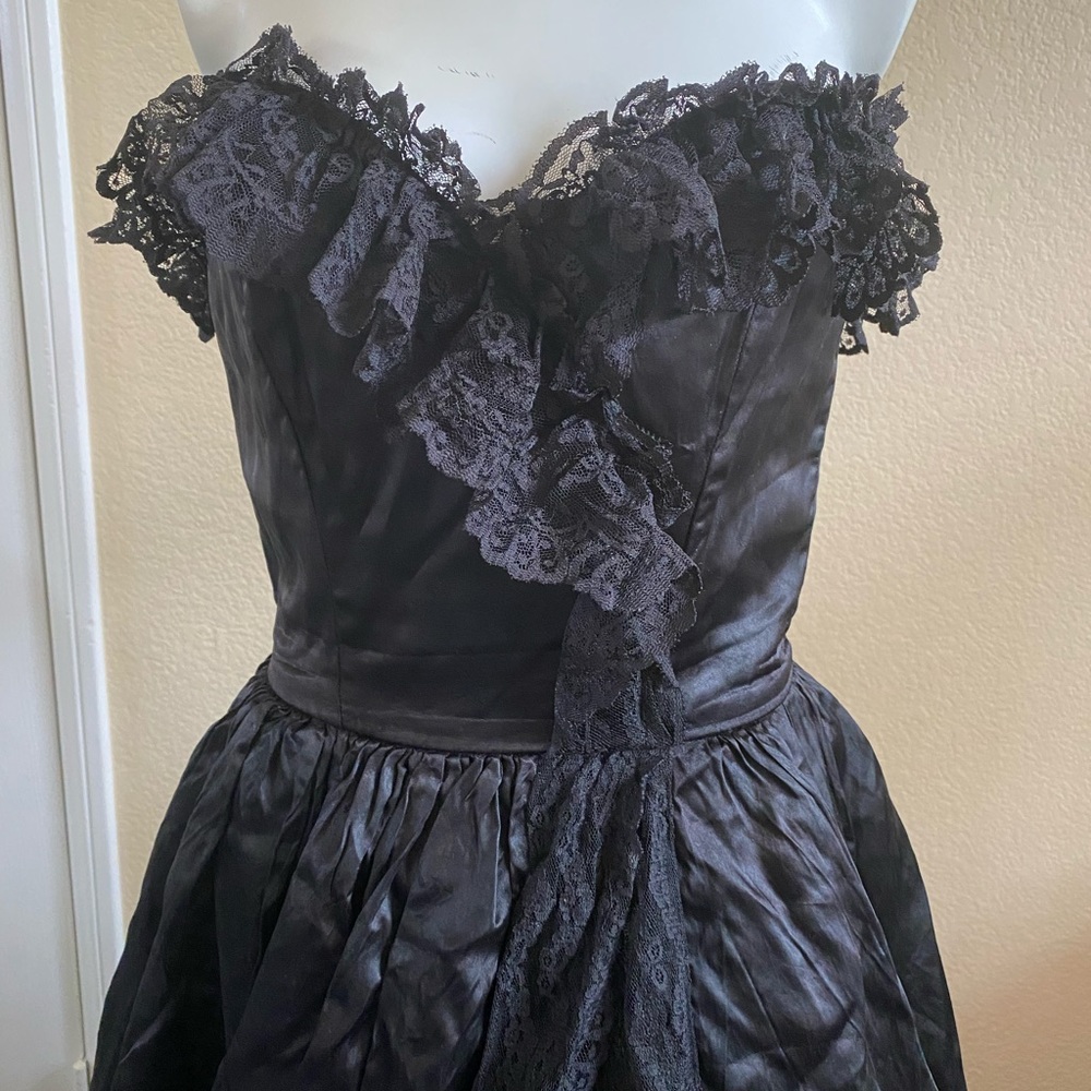 SOLD!!!! Gorgeous vintage black strapless satin and lace full length Ballgown